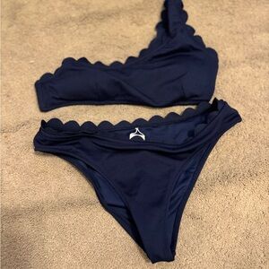 Cupshe Navy Blue Scalloped Bikini Set